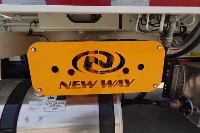 2024 Autocar ACX64 (Refuse - Side Loader) - 22910538 - 20