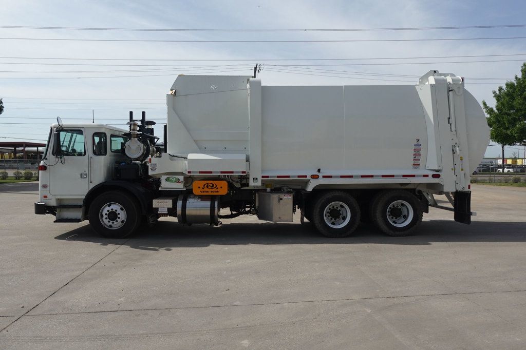 2024 Autocar ACX64 (Refuse - Side Loader) - 22910538 - 3