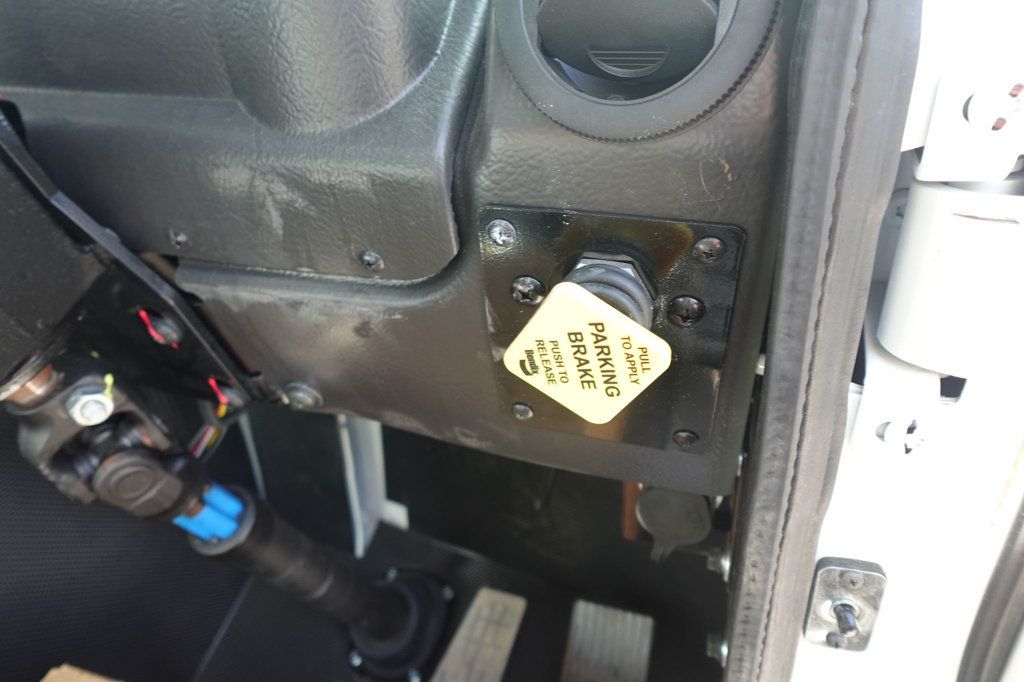 2024 Autocar ACX64 (Refuse - Side Loader) - 22910538 - 47