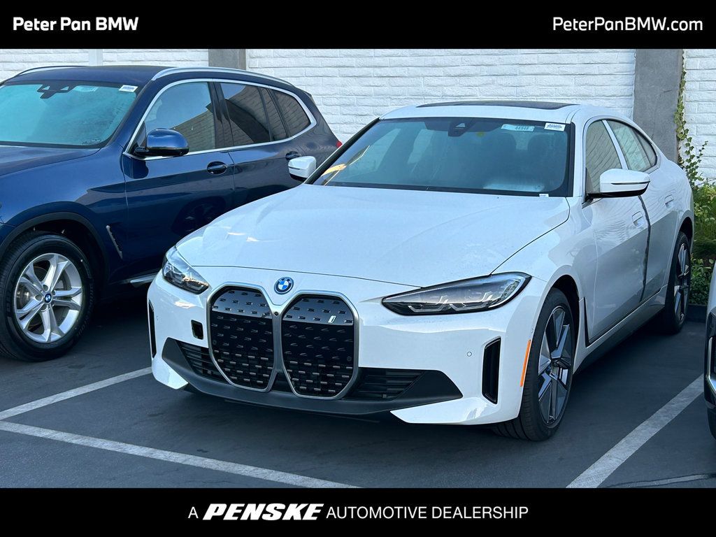 2024 New BMW i4 eDrive35 Gran at PenskeCars.com Serving Bloomfield Hills,  MI, IID 22131641