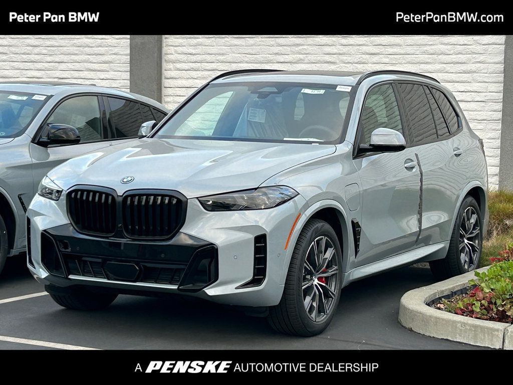 2024 New BMW X5 xDrive50e PlugIn Hybrid at Serving