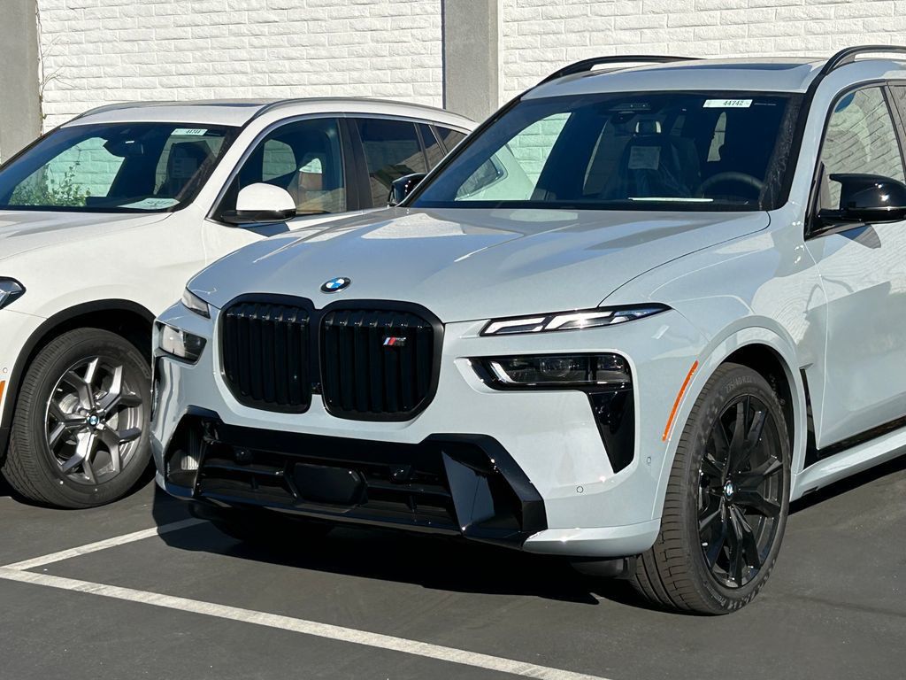 2024 New BMW X7 M60i Sports Activity Vehicle at Serving