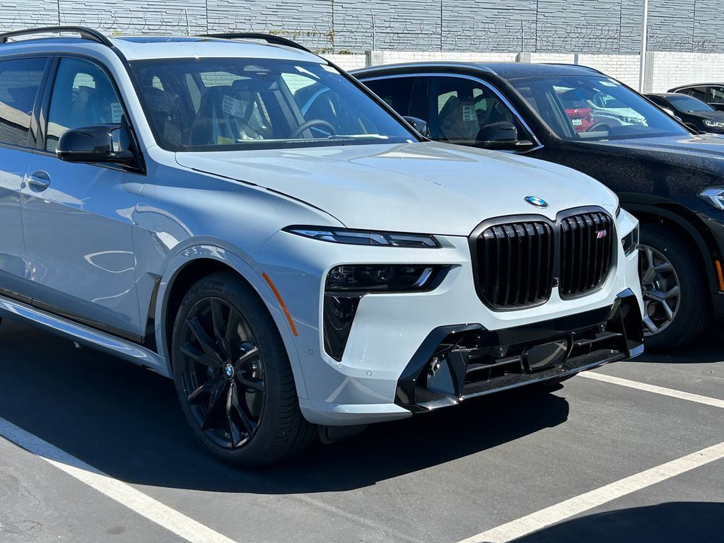 2024 New BMW X7 M60i Sports Activity Vehicle at Serving