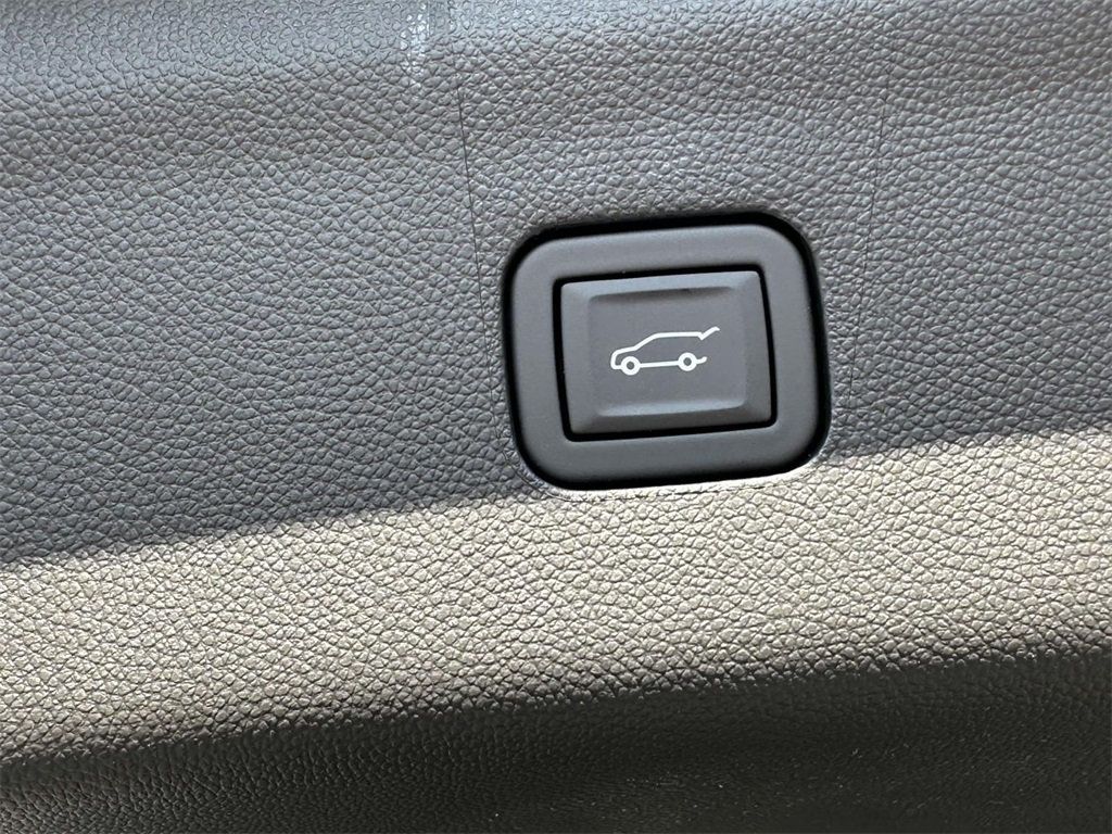 2024 Buick Enclave AWD 4dr Essence - 22118290 - 17