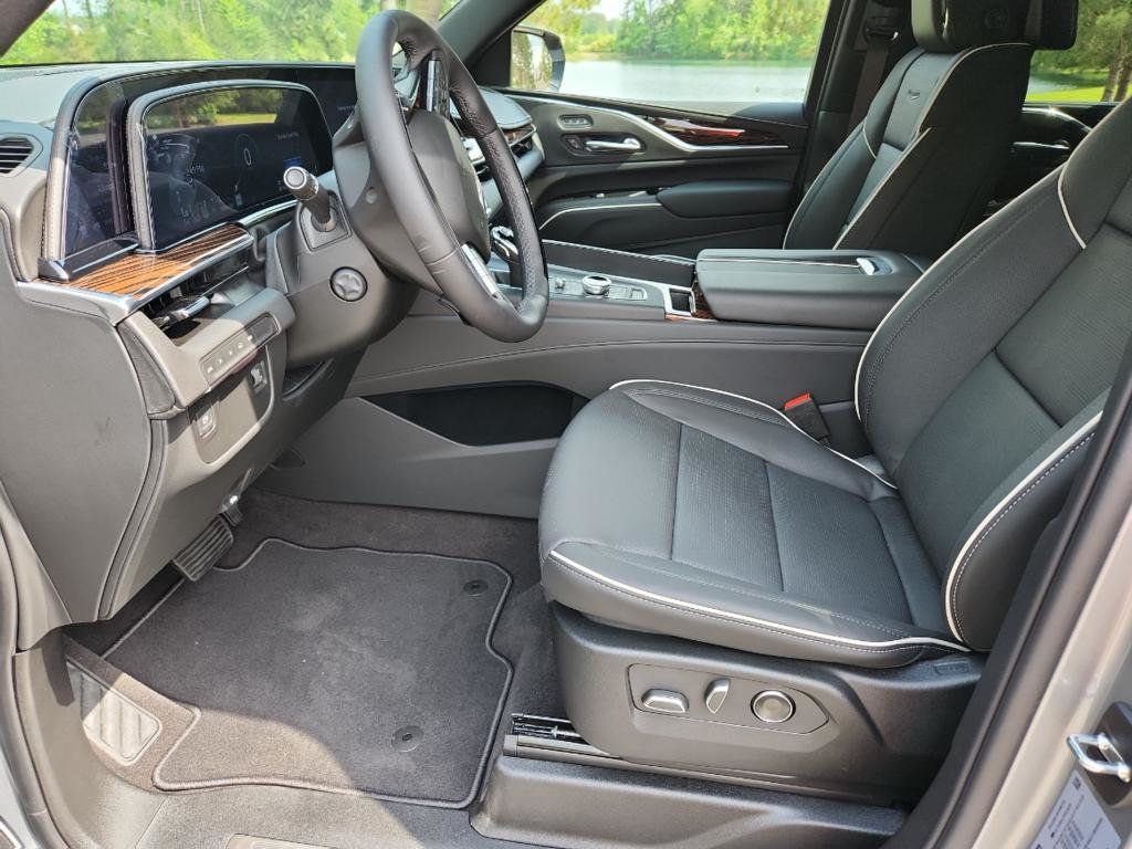 2024 Cadillac Escalade 4WD 4dr Premium Luxury - 22415731 - 10