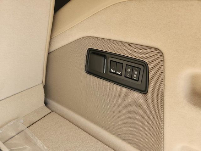 2024 Cadillac Escalade 4WD 4dr Premium Luxury - 22642938 - 30