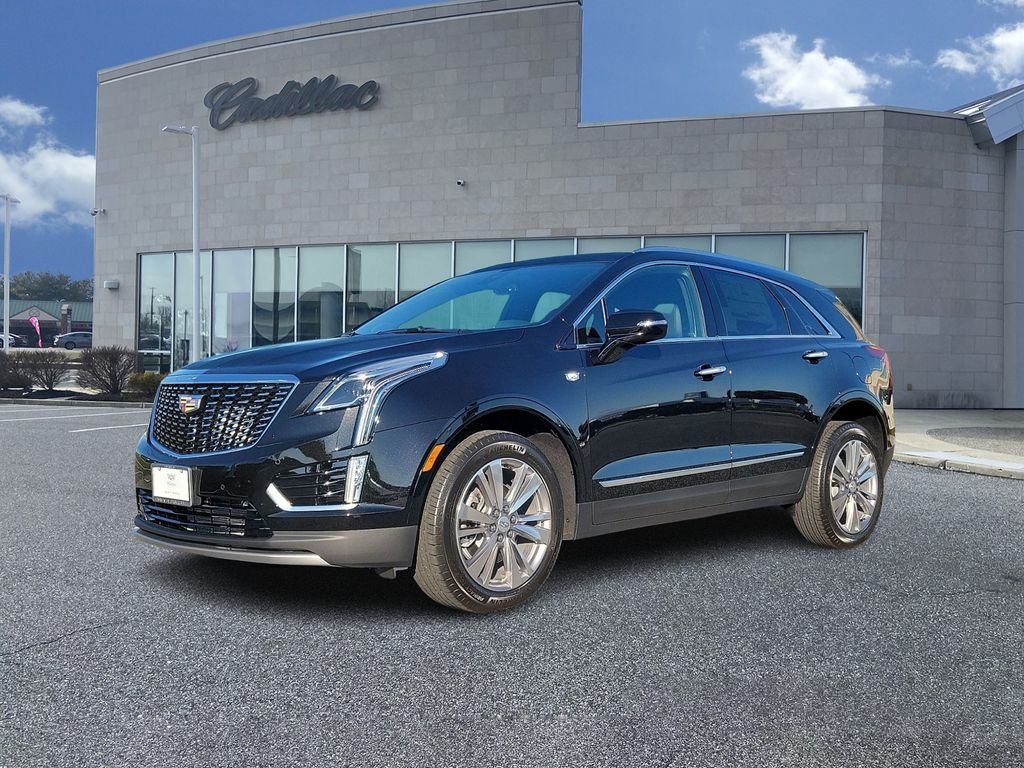 2024 New Cadillac XT5 AWD 4dr Premium Luxury at Serving