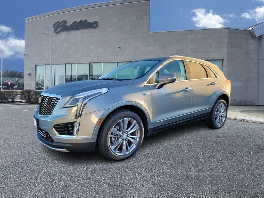 2024 New Cadillac XT5 AWD 4dr Premium Luxury at Serving
