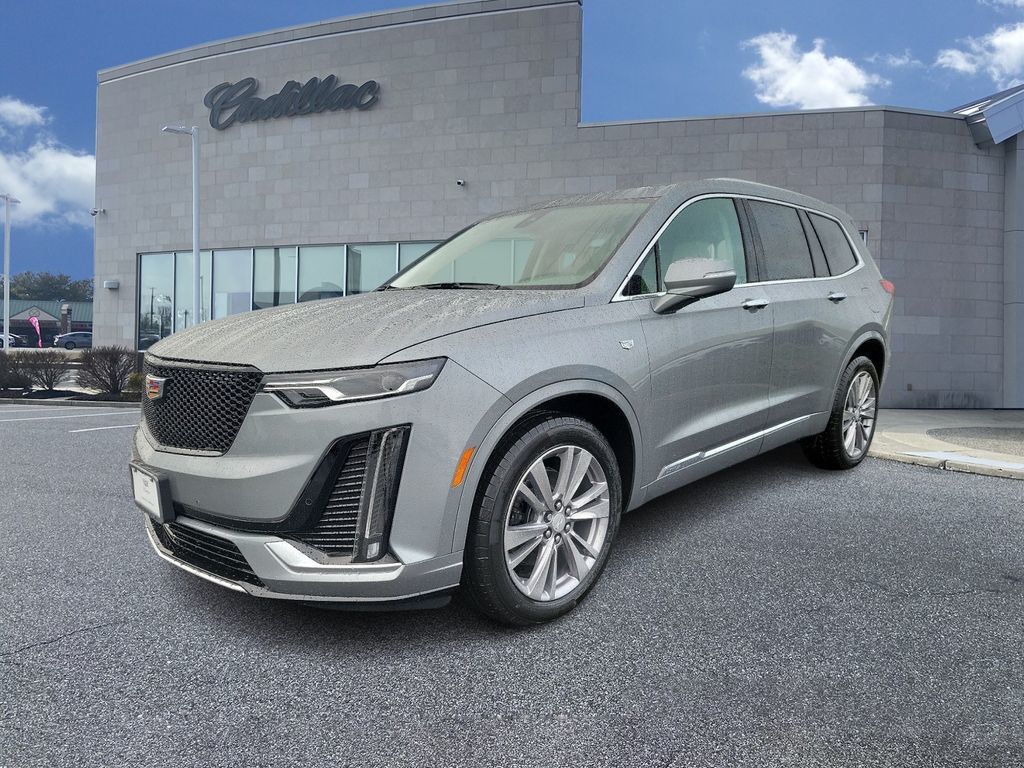 2024 New Cadillac XT6 AWD 4dr Premium Luxury at Serving