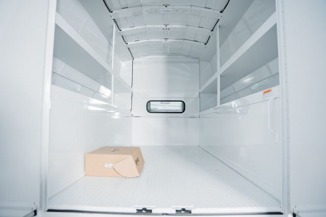 2024 Chevrolet   - 22820547 - 23