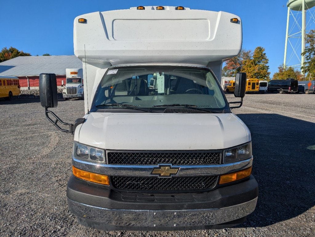 2024 Chevrolet HLE HLE COACH - 22524824 - 0