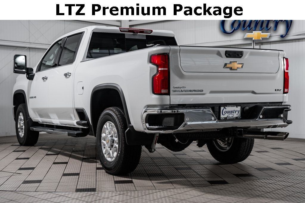 2024 Chevrolet Silverado 2500HD 4WD Crew Cab 159" LTZ - 22488778 - 5