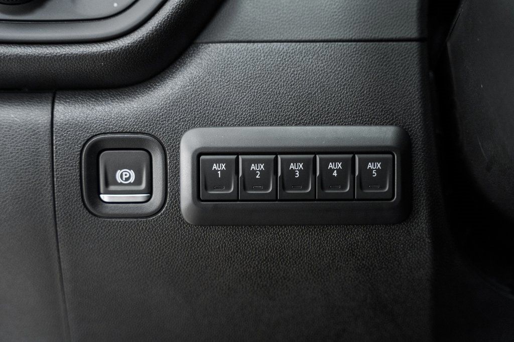 2024 Chevrolet Silverado 2500HD WT - 23011010 - 40