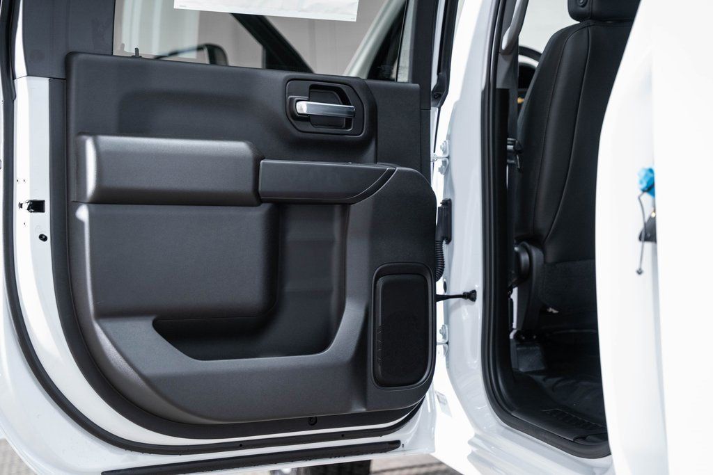 2024 Chevrolet Silverado 3500HD photo 31