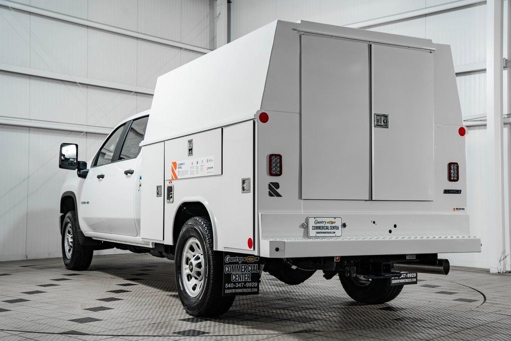 2024 Chevrolet Silverado 3500HD photo 5
