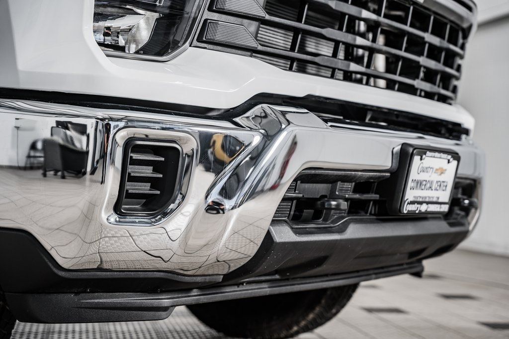 2024 Chevrolet Silverado 3500HD photo 11