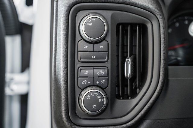 2024 Chevrolet Silverado 3500 HD WT - 22958669 - 26
