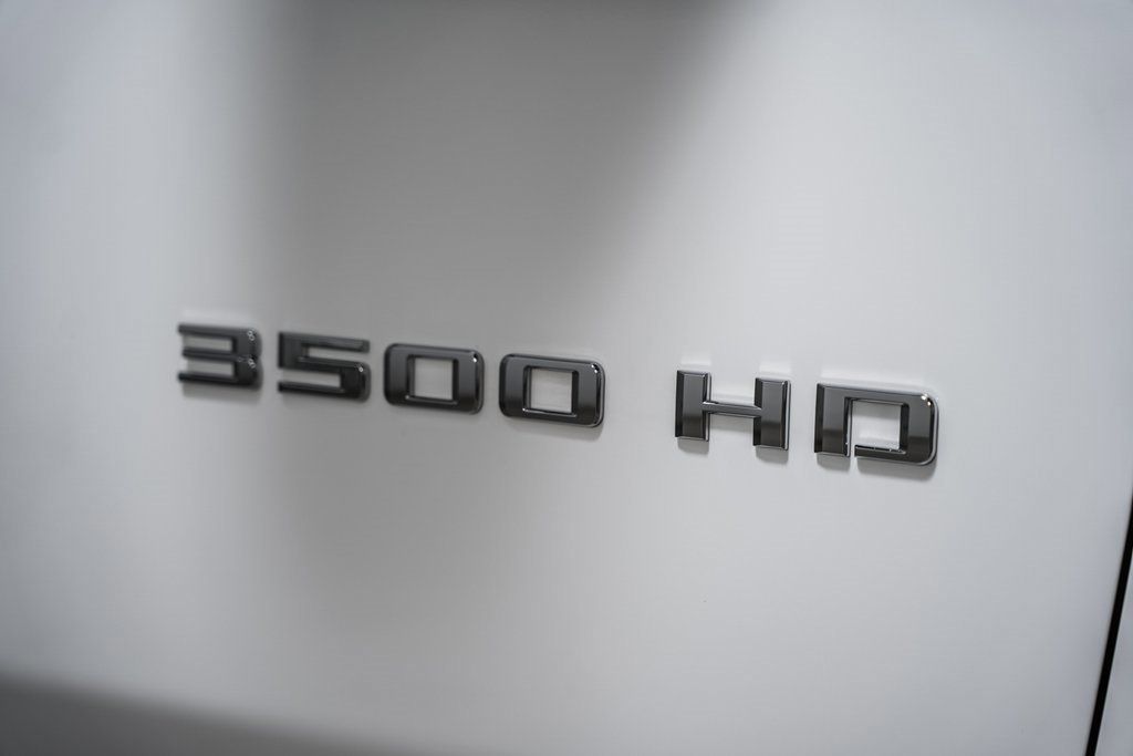 2024 Chevrolet Silverado 3500 HD WT - 22958670 - 12