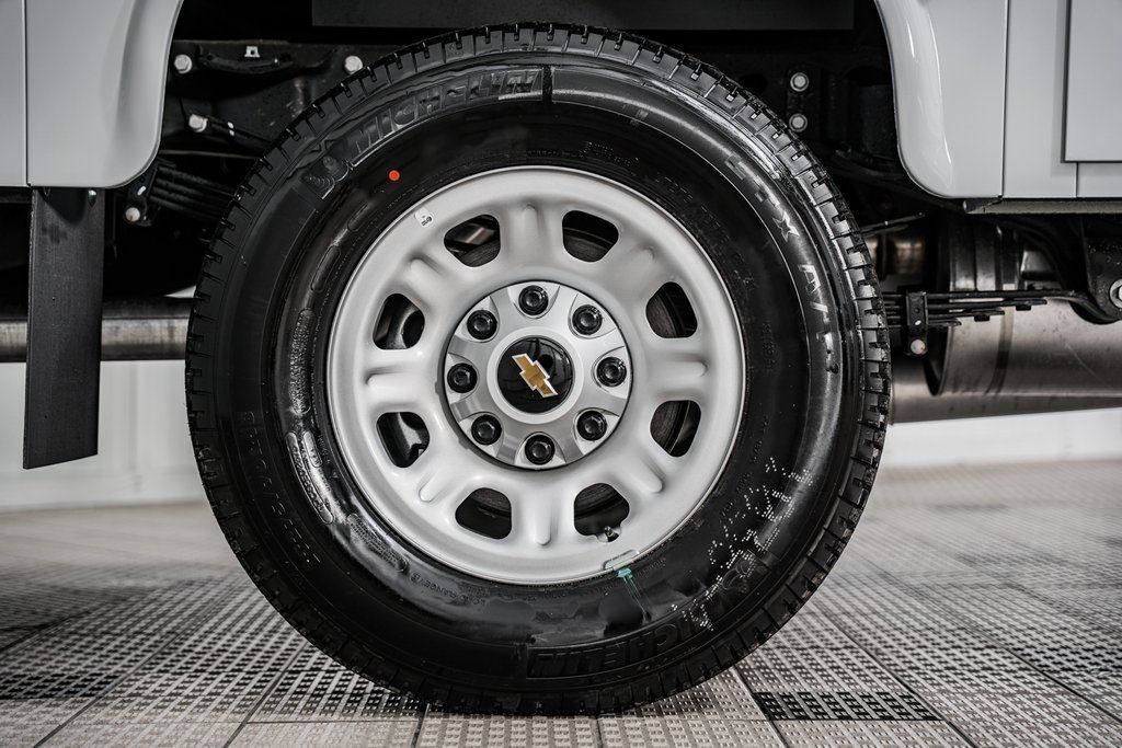 2024 Chevrolet Silverado 3500 HD WT - 22958670 - 15