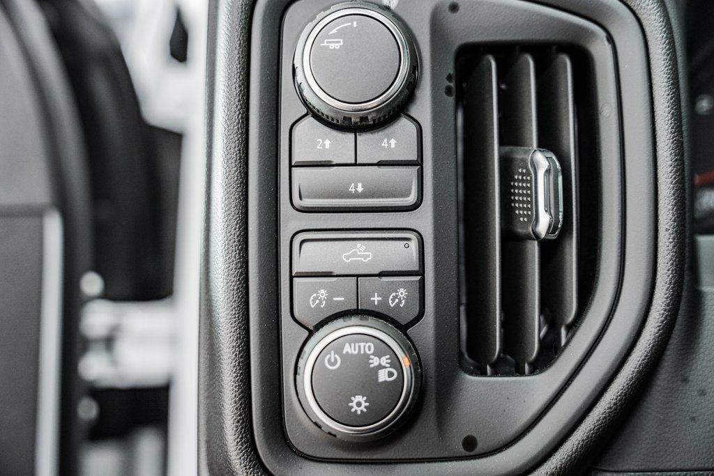 2024 Chevrolet Silverado 3500 HD WT - 22958670 - 37
