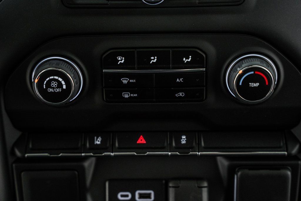 2024 Chevrolet Silverado 3500 HD WT - 22958671 - 30