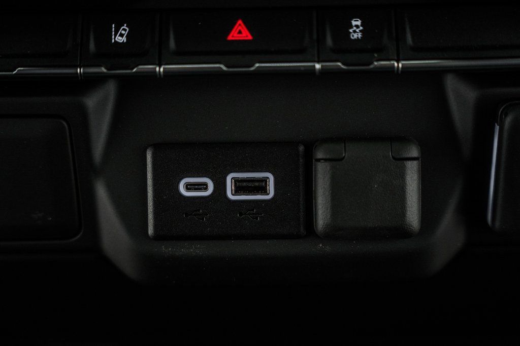 2024 Chevrolet Silverado 3500 HD WT - 22958671 - 31