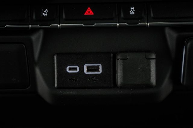 2024 Chevrolet Silverado 3500 HD WT - 22958671 - 31