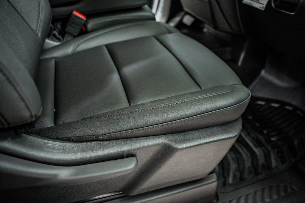 2024 Chevrolet Silverado 3500 HD WT - 22958671 - 38