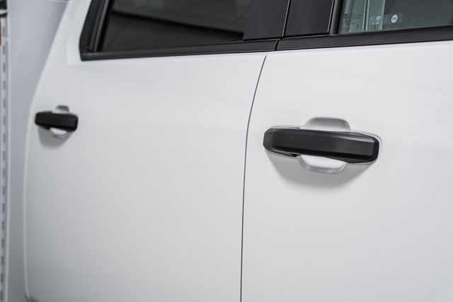 2024 Chevrolet Silverado 3500 HD WT - 22975761 - 13