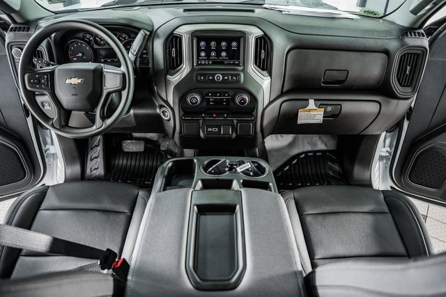 2024 Chevrolet Silverado 3500 HD WT - 22975761 - 21