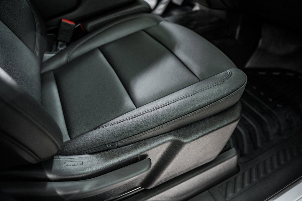 2024 Chevrolet Silverado 3500 HD WT - 22975761 - 33