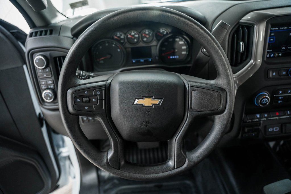 2024 Chevrolet Silverado 3500HD 4WD Double Cab 162" Work Truck - 22975760 - 27