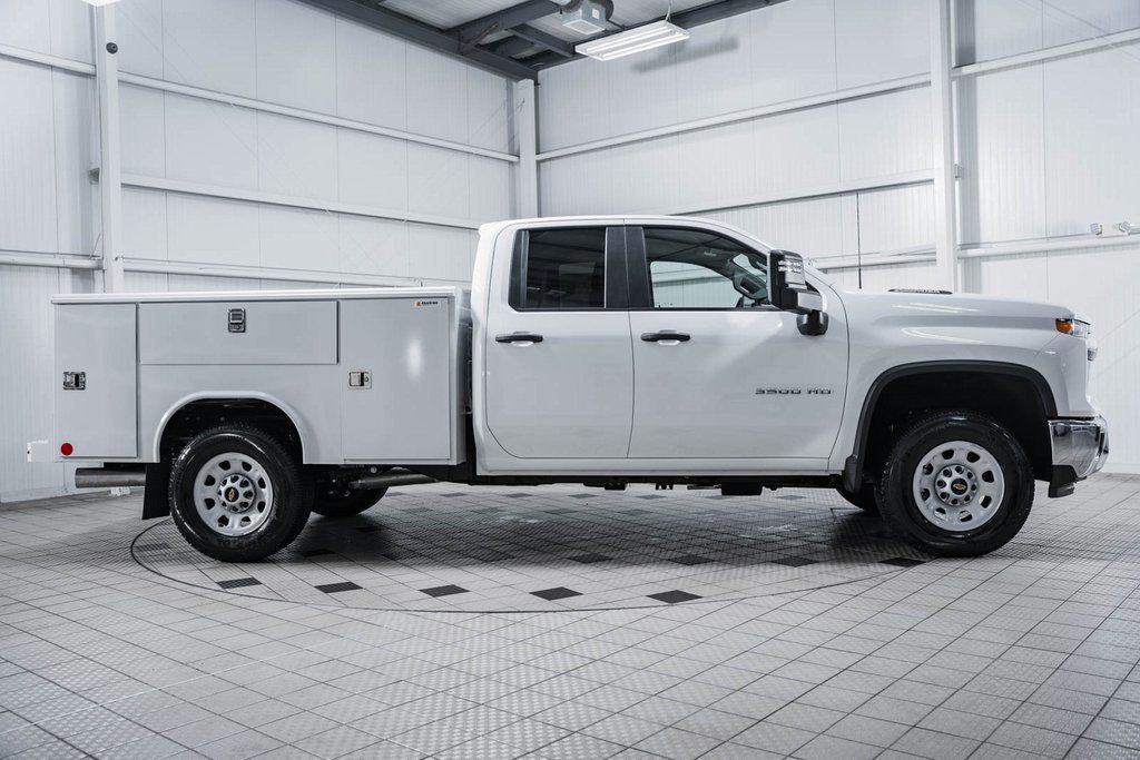 2024 Chevrolet Silverado 3500HD 4WD Double Cab 162" Work Truck - 22975760 - 2