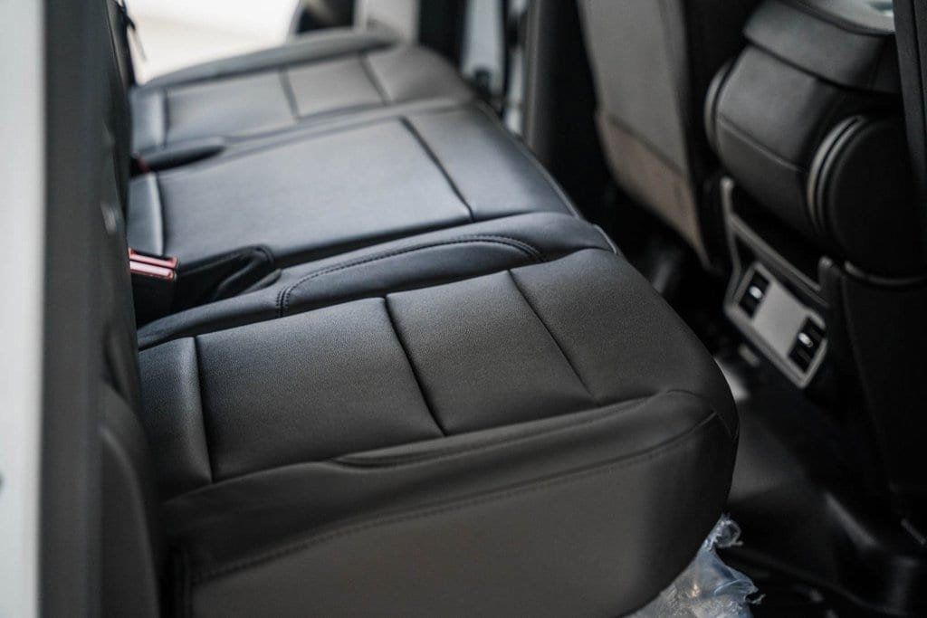 2024 Chevrolet Silverado 3500HD 4WD Double Cab 162" Work Truck - 22975760 - 30