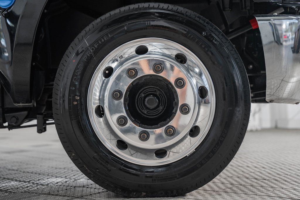 2024 Chevrolet Silverado 5500 HD Work Truck - 22868368 - 14