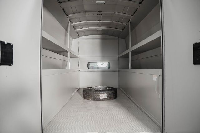 2024 Chevrolet Silverado 5500 HD Work Truck - 22868368 - 23