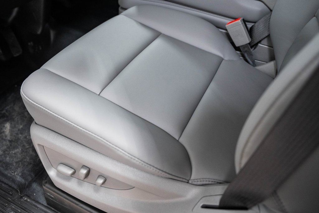 2024 Chevrolet Silverado 5500 HD Work Truck - 22868368 - 39