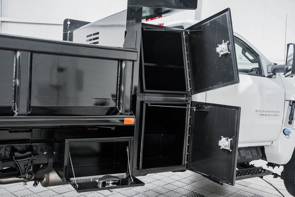 2024 Chevrolet Silverado 5500 HD Work Truck - 22868369 - 25