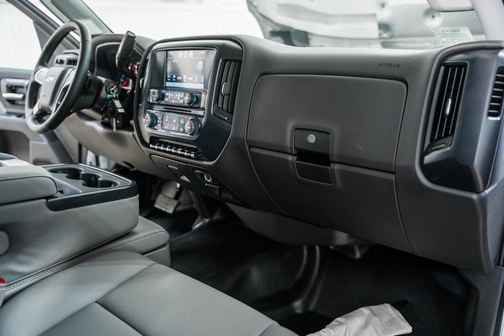 2024 Chevrolet Silverado 5500 HD Work Truck - 22868370 - 23