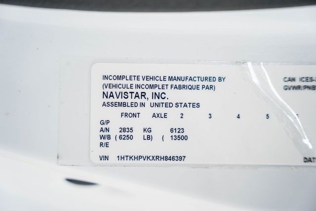 2024 Chevrolet Silverado 5500 HD Work Truck - 22868370 - 39