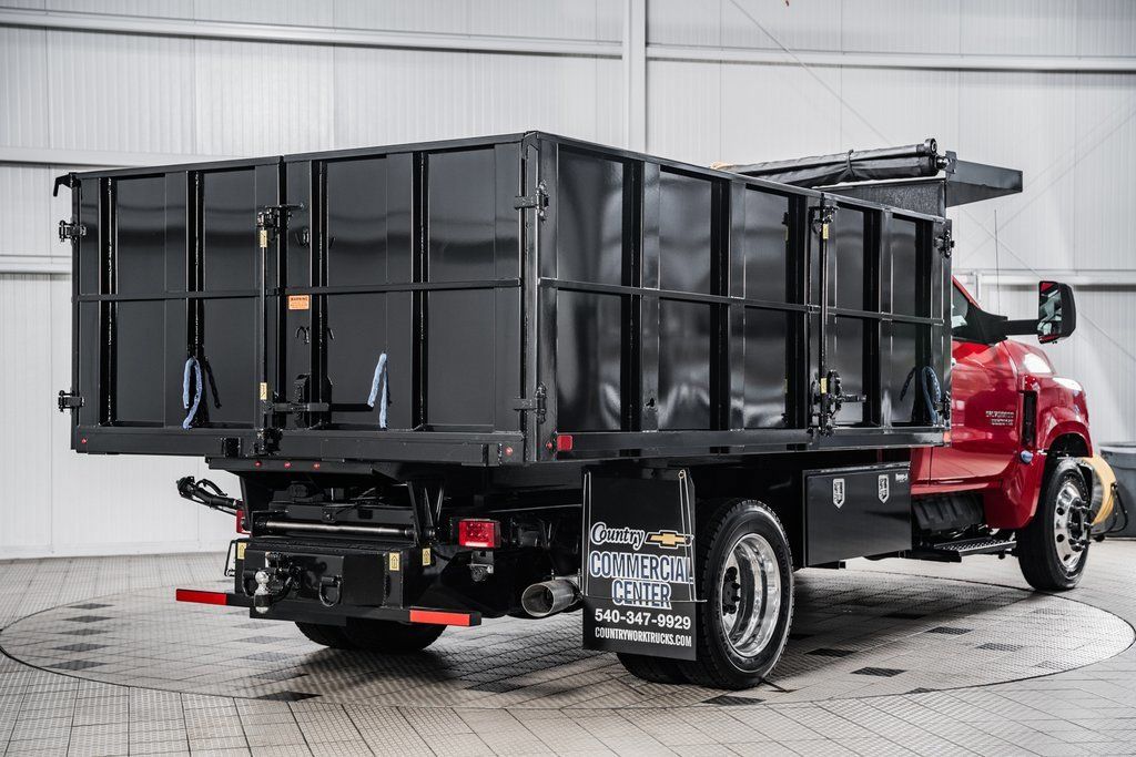 2024 Chevrolet Silverado 5500HD Work Truck photo 3