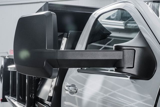 2024 Chevrolet Silverado 5500 HD Work Truck - 22958672 - 16