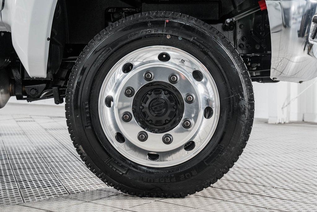 2024 Chevrolet Silverado 5500 HD Work Truck - 22958672 - 21
