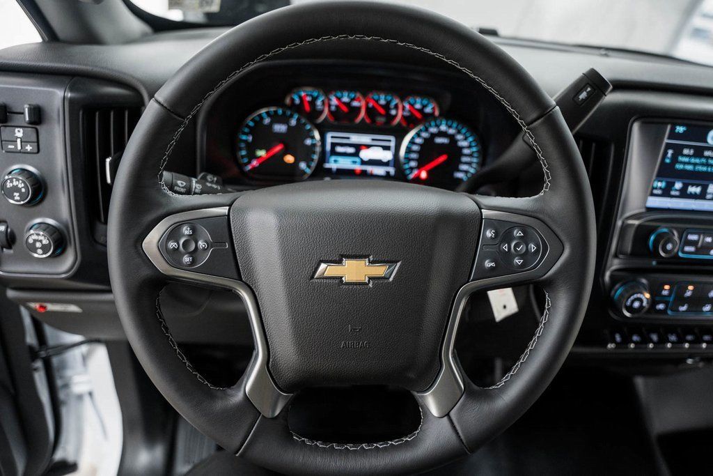 2024 Chevrolet Silverado 5500 HD Work Truck - 22958672 - 38