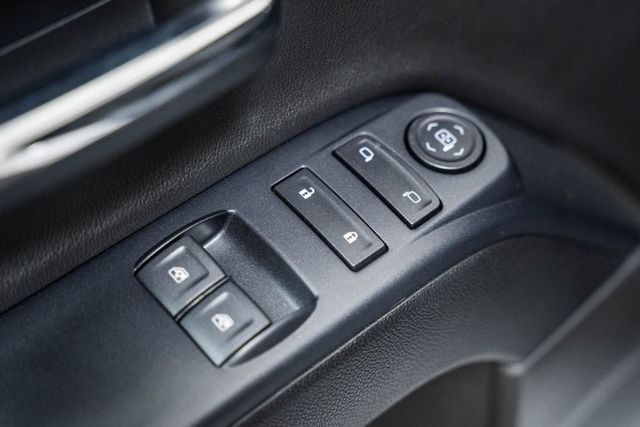 2024 Chevrolet Silverado 5500 HD Work Truck - 22958672 - 43