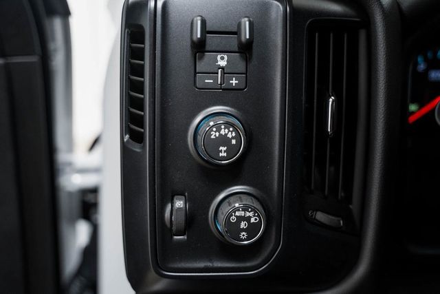 2024 Chevrolet Silverado 5500 HD Work Truck - 22958672 - 45