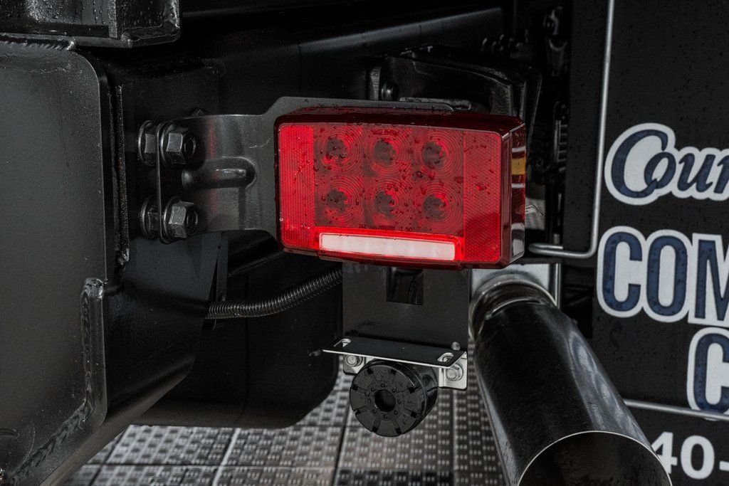 2024 Chevrolet Silverado 5500 HD Work Truck - 22958672 - 7