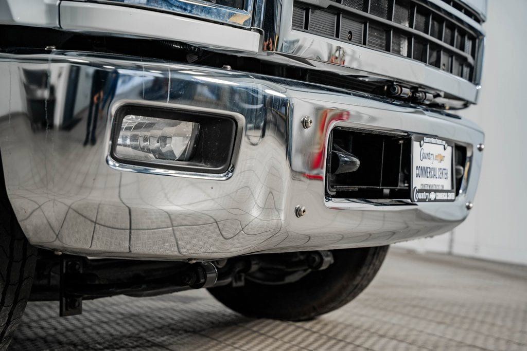 2024 Chevrolet Silverado 5500 HD Work Truck - 22962377 - 11