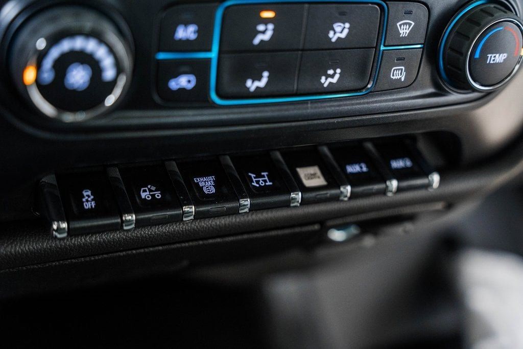 2024 Chevrolet Silverado 5500 HD Work Truck - 22962377 - 29