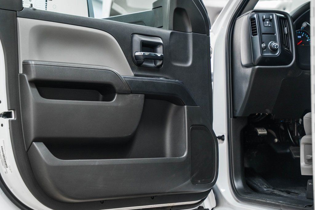 2024 Chevrolet Silverado 5500 HD Work Truck - 22962377 - 37